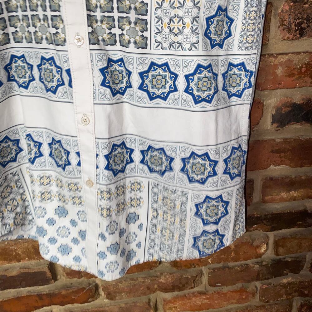 Denim & Flower Blue White Printed Short Sleeve Button Down Shirt Mens Size Small - Picture 3 of 7